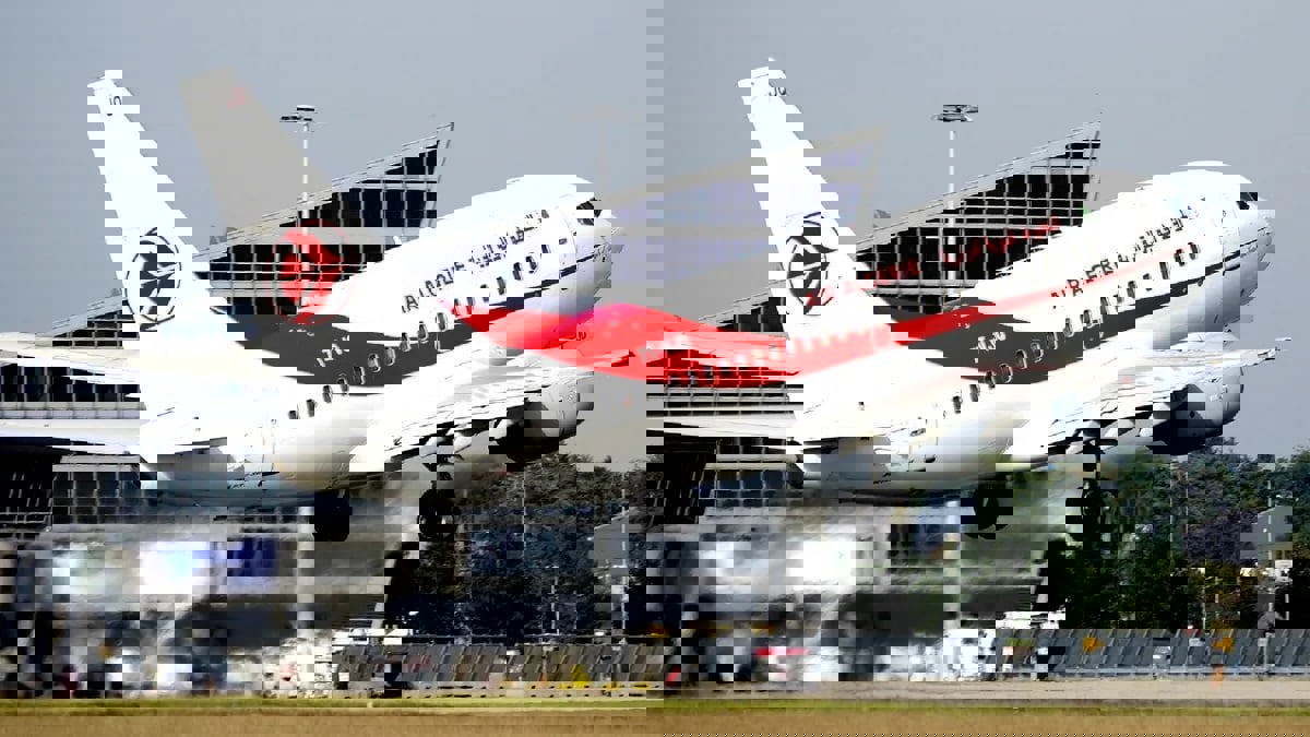 إقالة مدير الأمن الوطني في الجزائر إثر حادثة تسلل شاب لطائرة