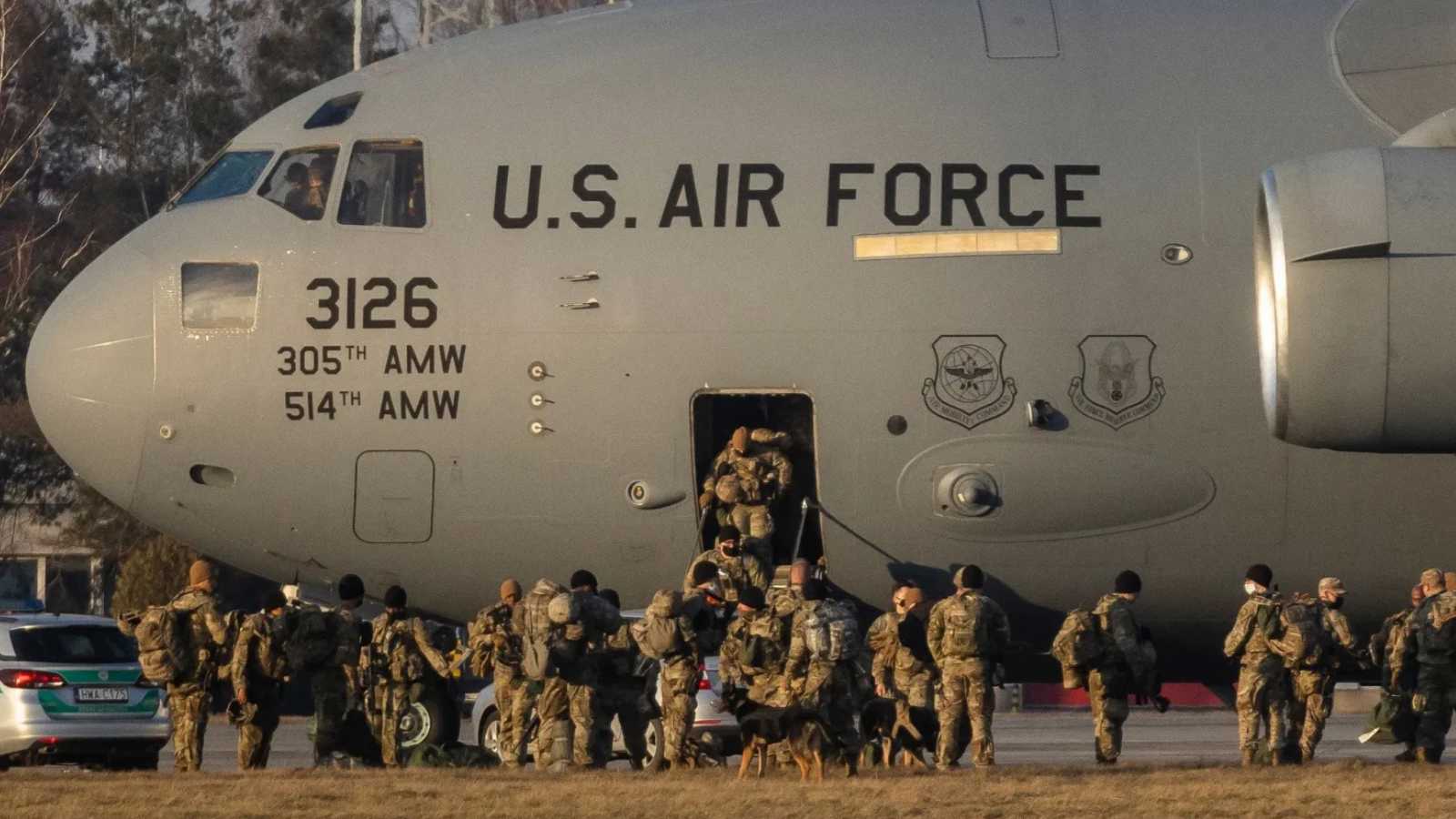 "قواعد اشتباك".. 200 جندي أمريكي في إسرائيل منعاً لـ"تفخيخ" اتفاق غزة