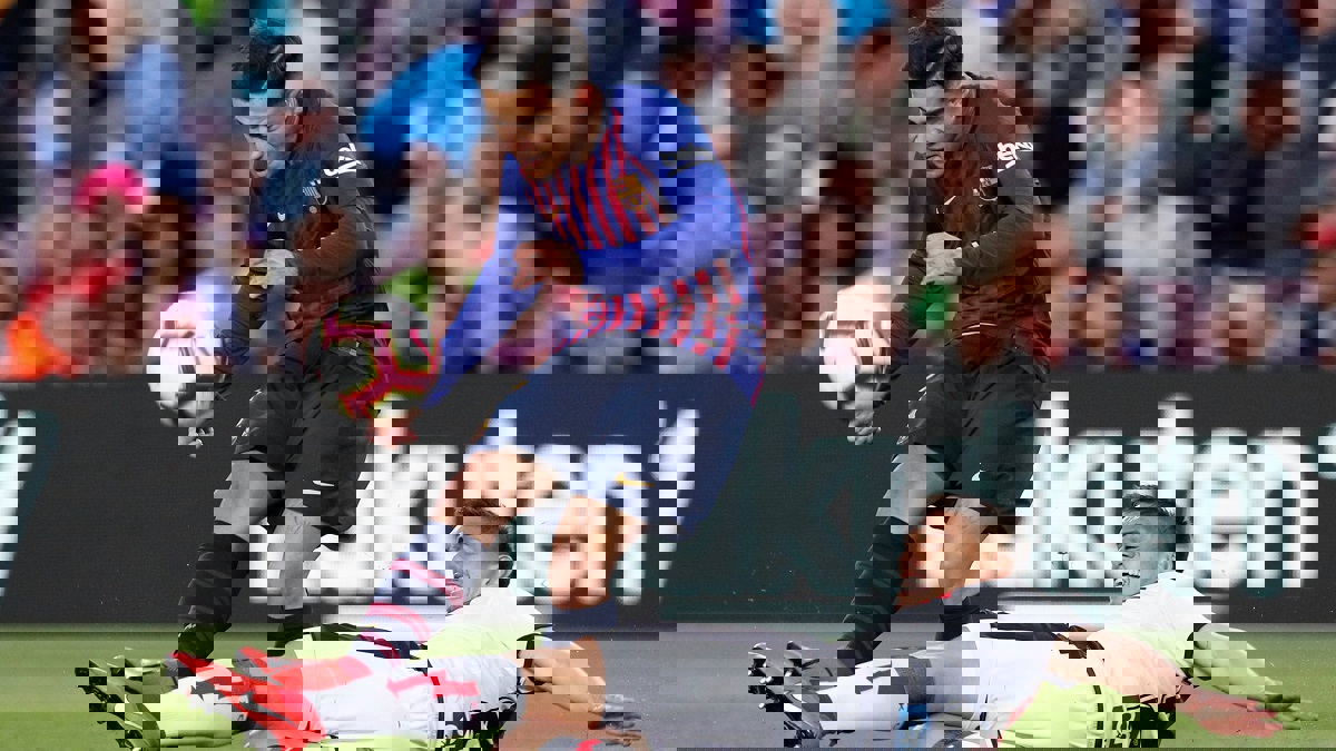 هل يكون مانشستر يونايتد بوابة عودة كوتينيو إلى الدوري الإنجليزي؟