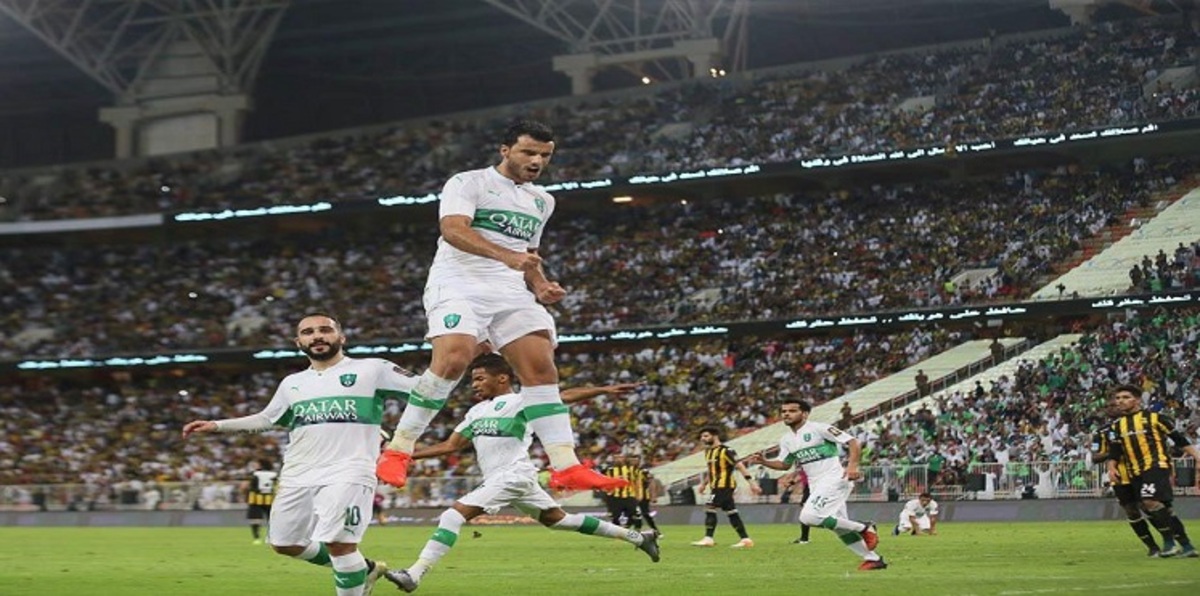 السعودية تطلب رسميًا تجنيس المهاجم السوري عمر السومة (فيديو)