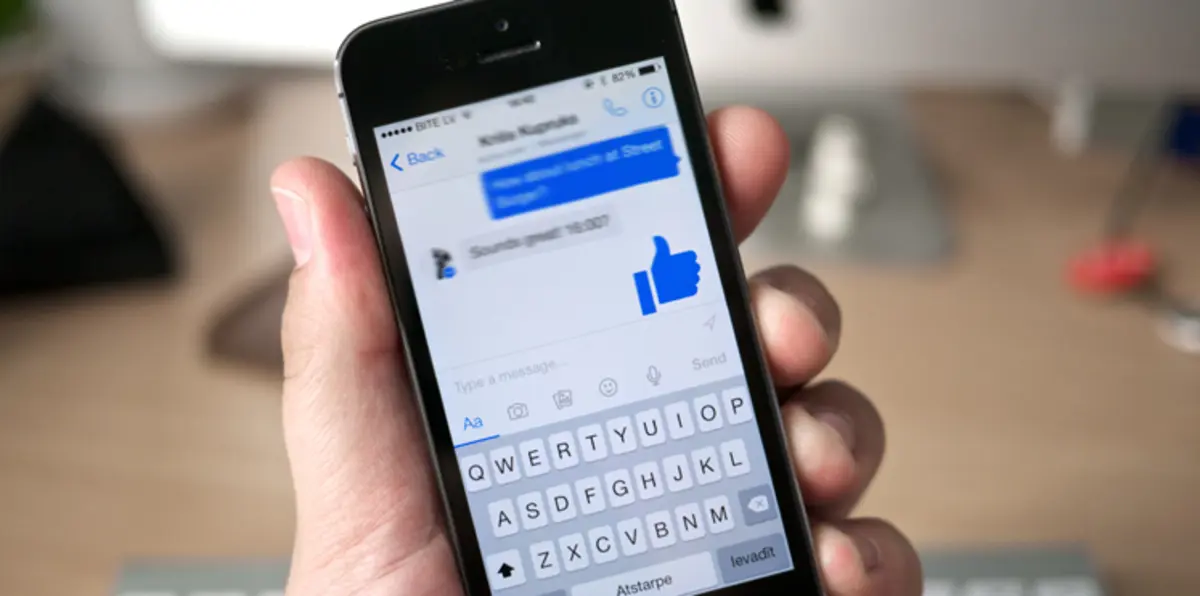 فيسبوك يقدم لمستخدميه "روبوتات شات" إباحية مزيفة (صور)