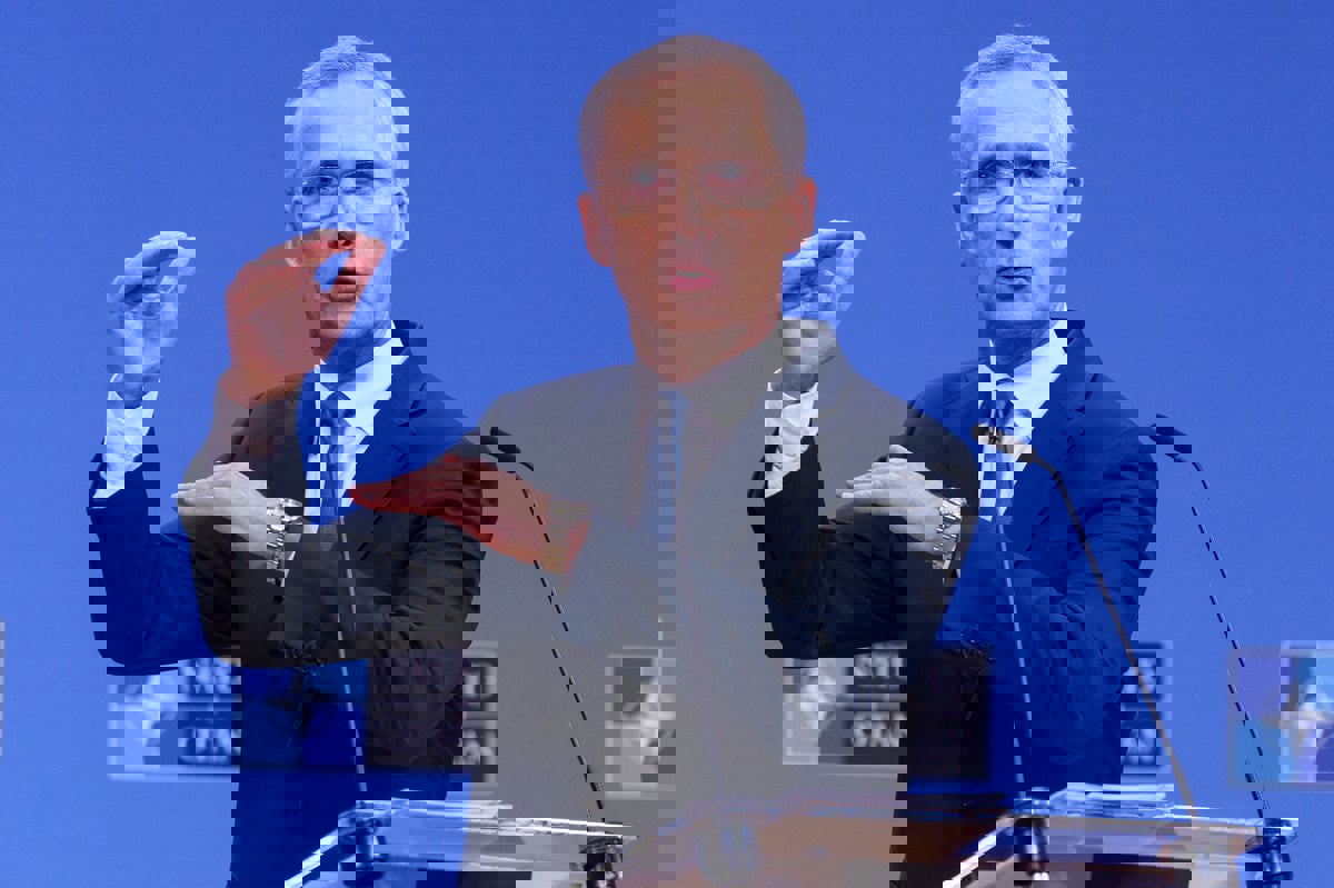 الناتو: نتأهب لنشر المزيد من الأسلحة النووية وإخراجها من المستودعات