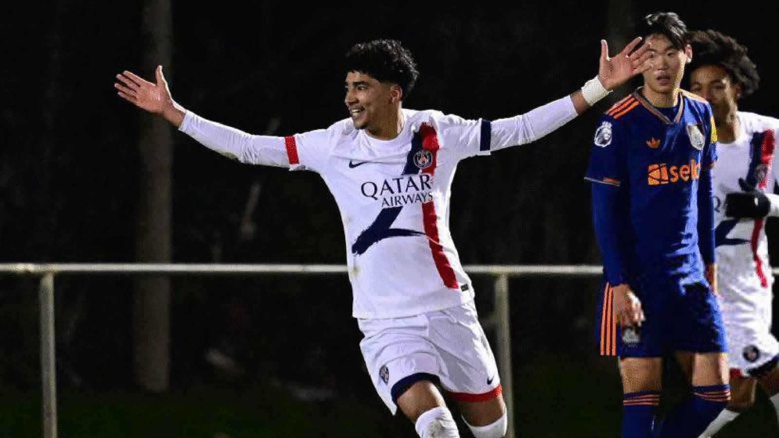 باريس سان جيرمان يتخذ قراراً حاسماً بشأن التونسي خليل العياري 