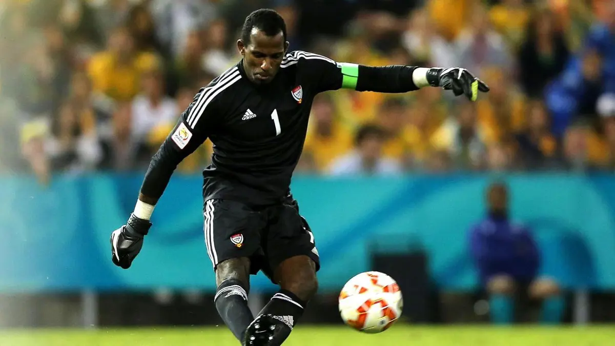 مباراة الوحدة وشباب الأهلي دبي.. ماجد ناصر يُجبر الحكم على عدم لعب ركلة جزاء (فيديو)