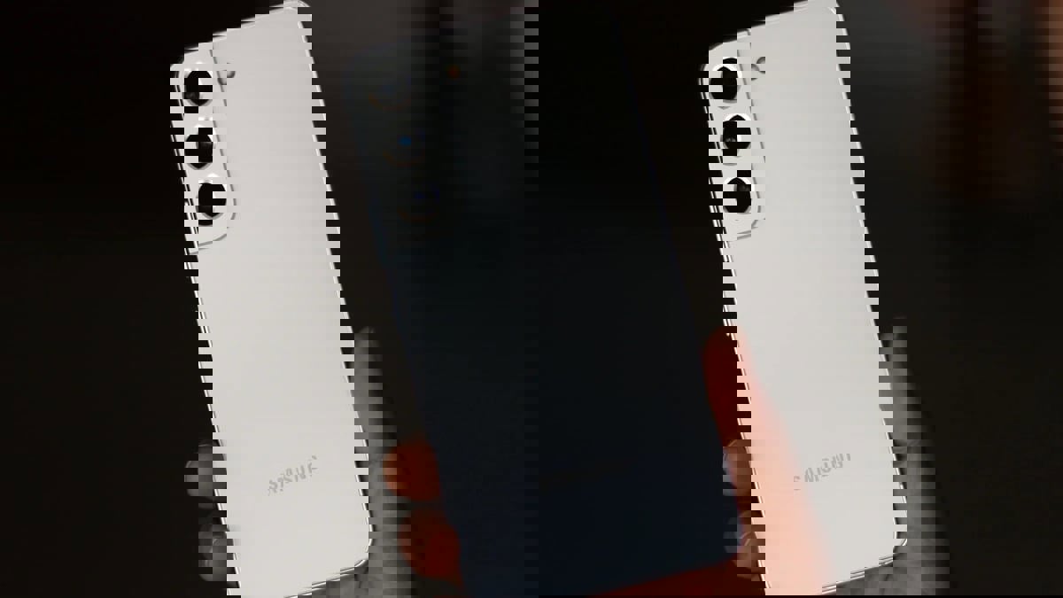 سامسونغ تتبع أسلوب أبل مع غلاكسي S23