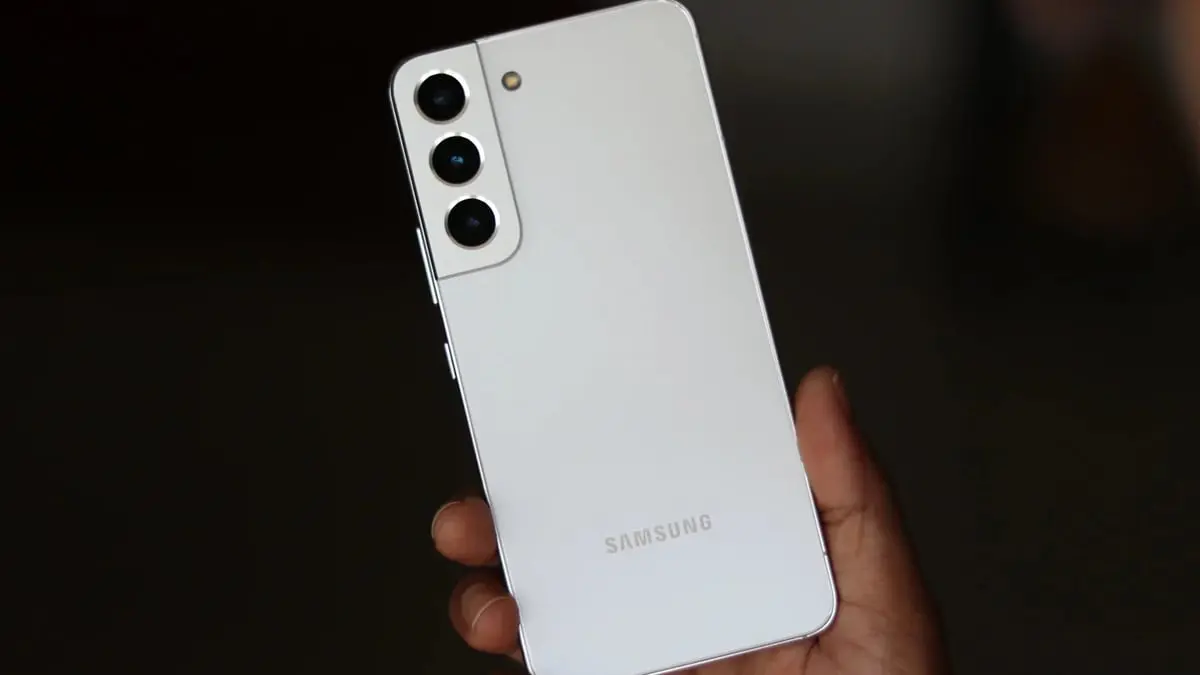 سامسونغ تتبع أسلوب أبل مع غلاكسي S23