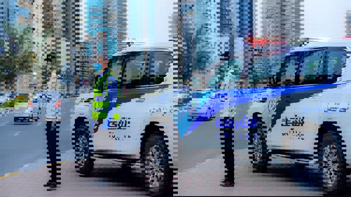 شرطة الشارقة تضبط خليجيا تسبب بتصادم 6 مركبات ولاذ بالفرار