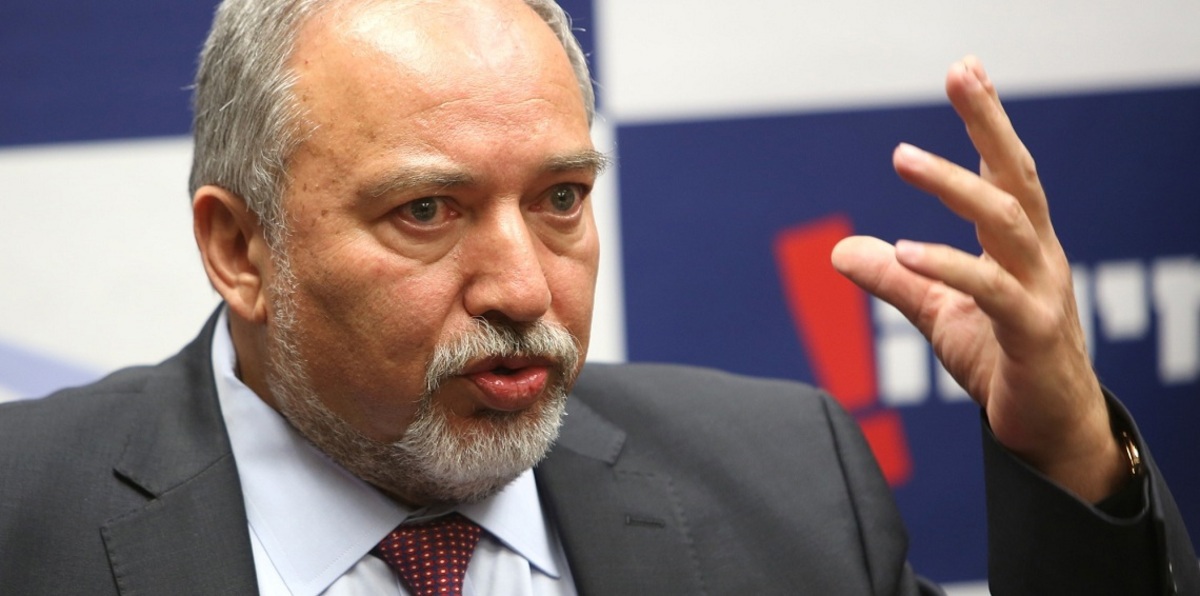 ليبرمان يندد بـ"المستوطنات العشوائية" في الضفة الغربية