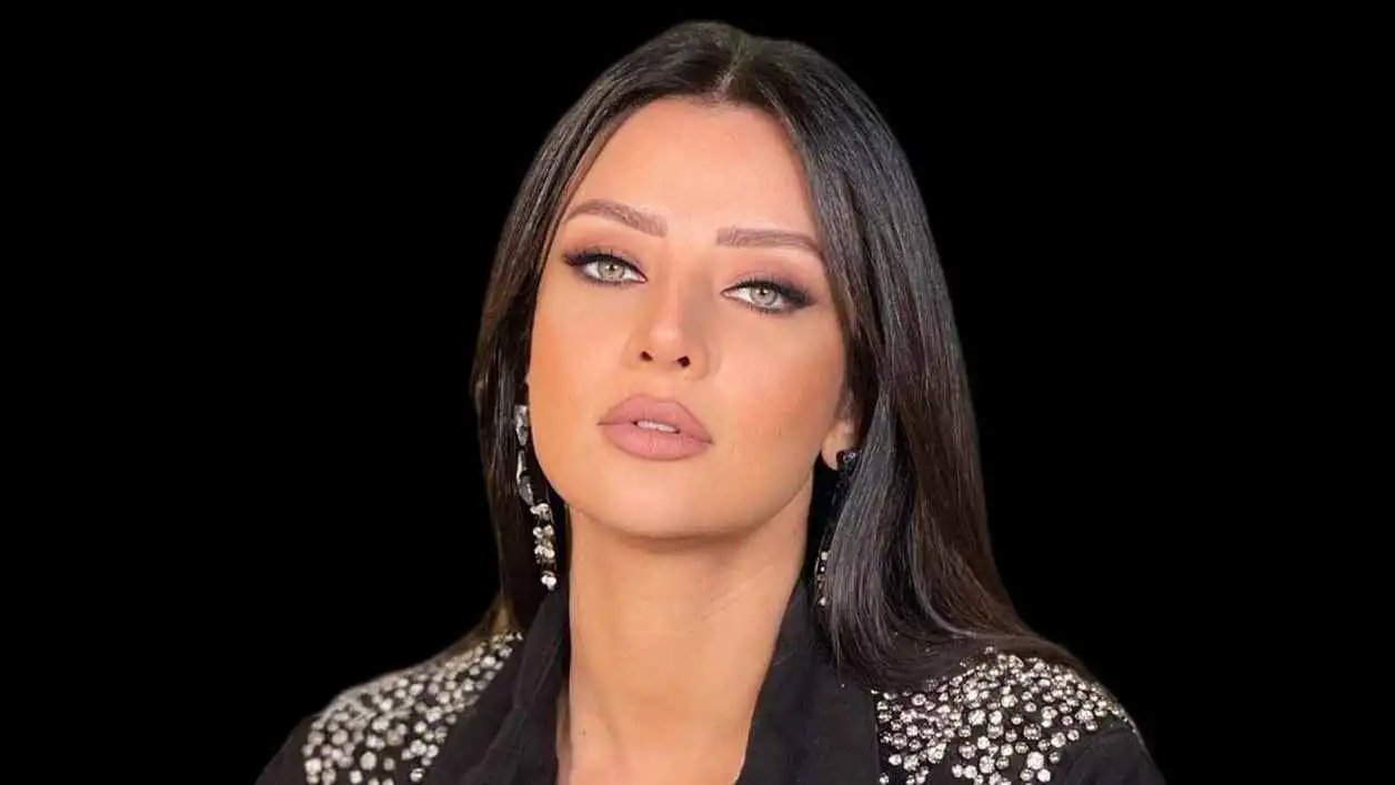 رضوى الشربيني لـ"إرم نيوز": آن الرفاعي محترمة وابنة أصول