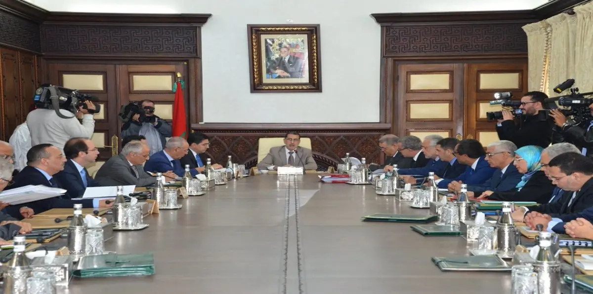 وصول الحوار الاجتماعي بين الحكومة المغربية والنقابات العمالية إلى طريق مسدود