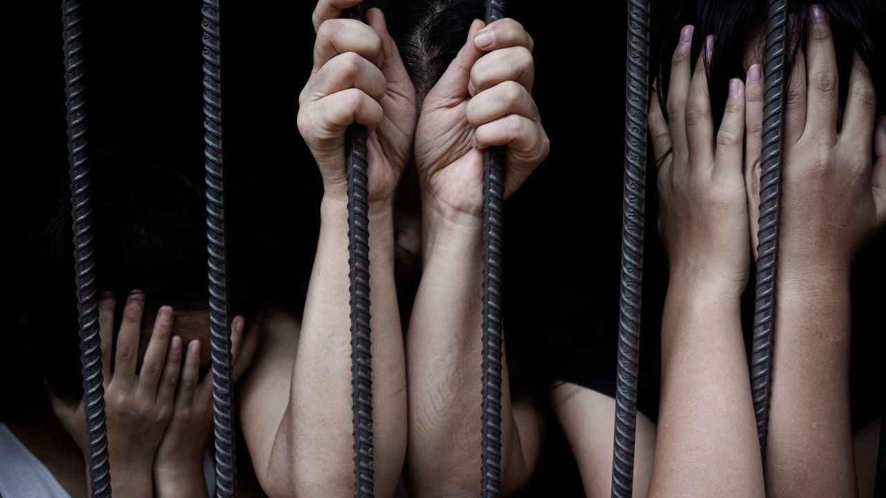 "يوروستات": ارتفاع حاد بحالات الاتجار بالبشر في أوروبا