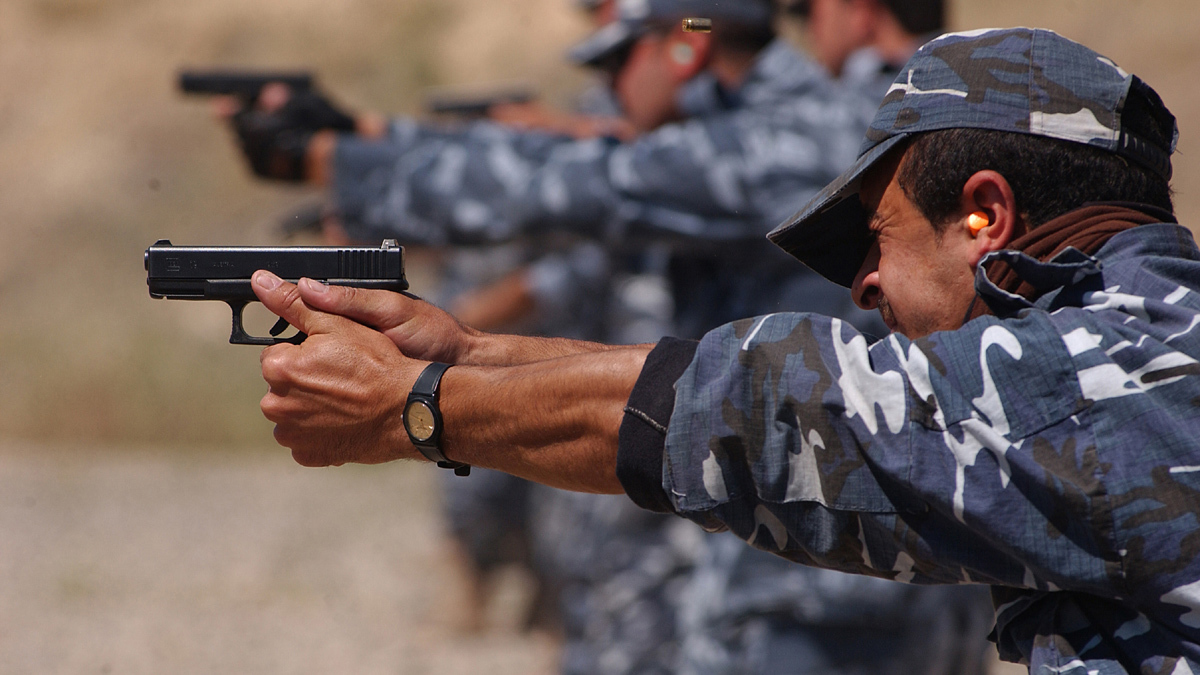التشيك تسحب مدربي الشرطة من العراق وتُبقي على الجنود