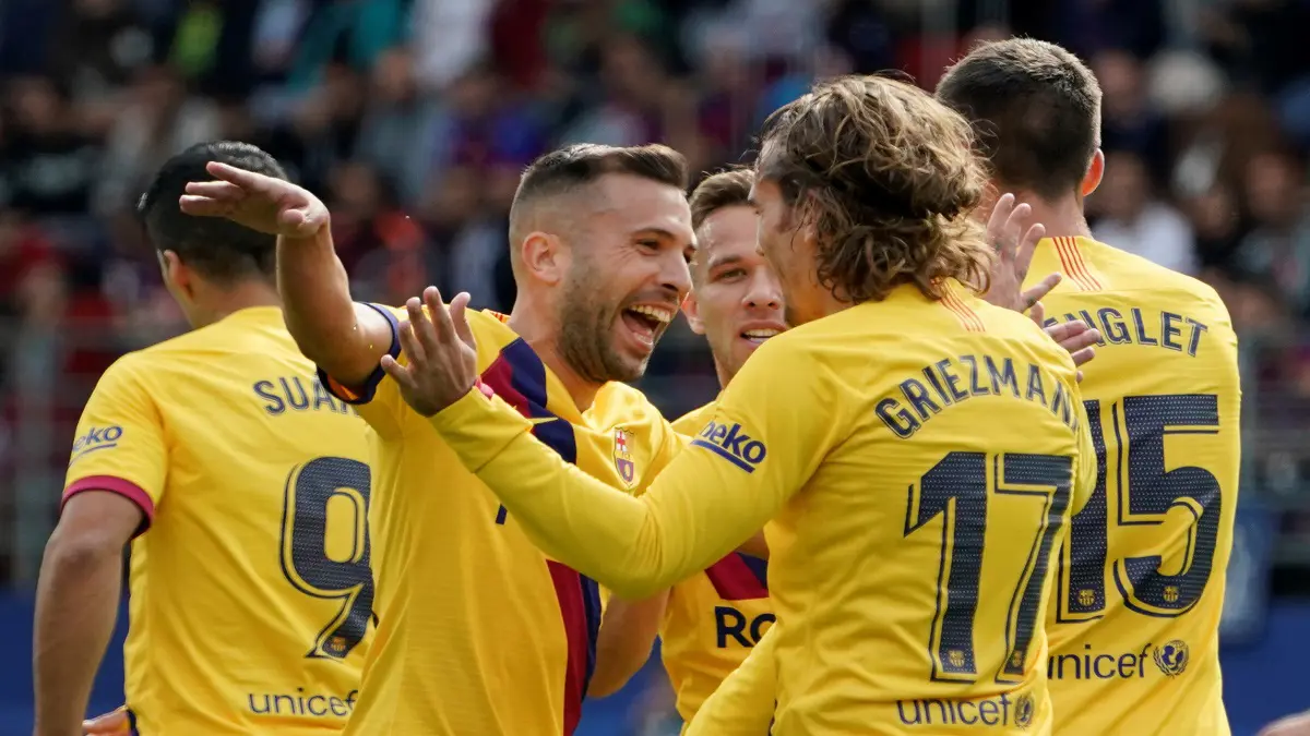 ترتيب هدافي الدوري الإسباني بعد تسجيل سواريز وغريزمان في مباراة برشلونة وإيبار (صورة)