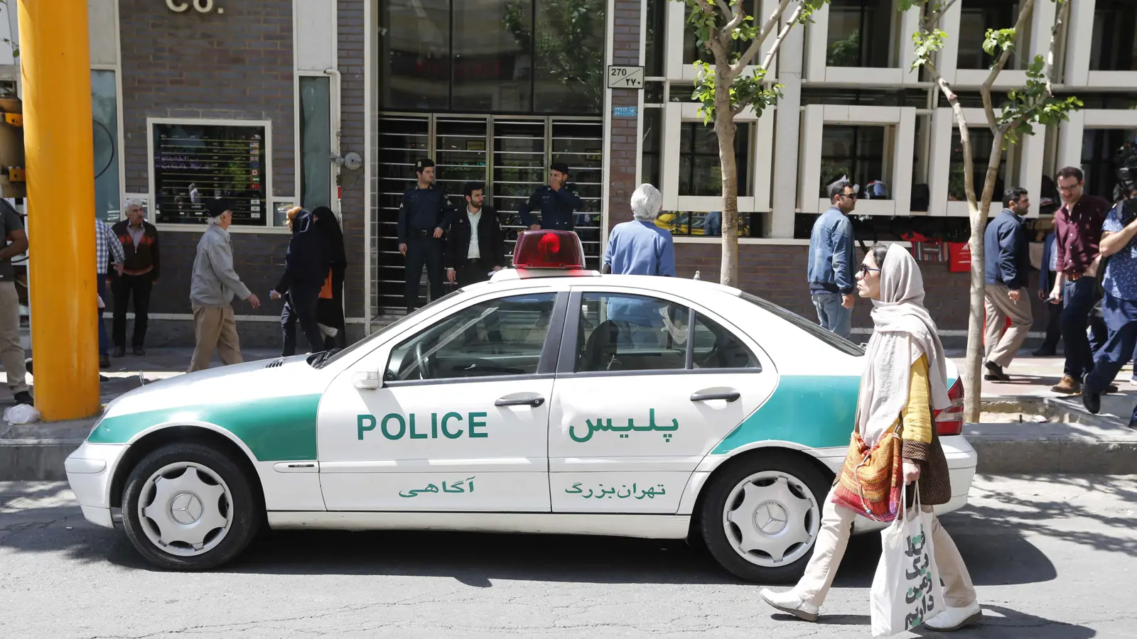 إيران تعلن اعتقال "عميل" للموساد في محافظة مازندران