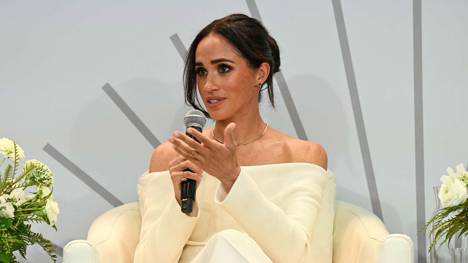 خطأ إملائي يحرج ميغان ماركل في حملتها التسويقية لـAs Ever