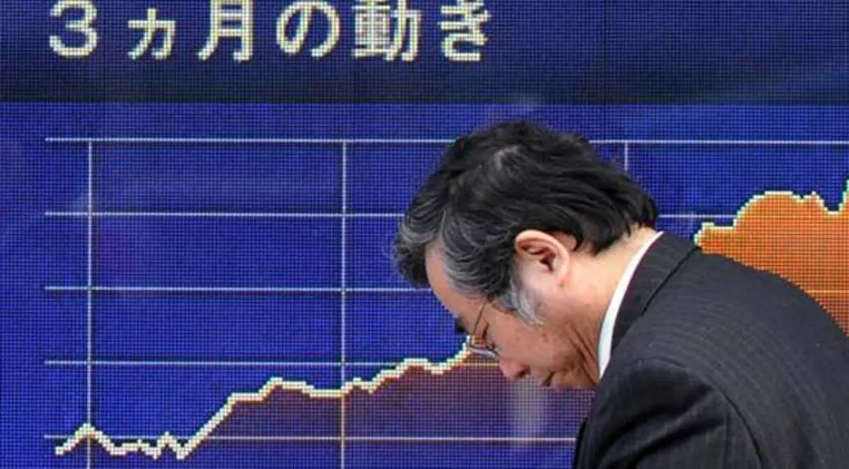 الأسهم اليابانية تنخفض في التعاملات الصباحية