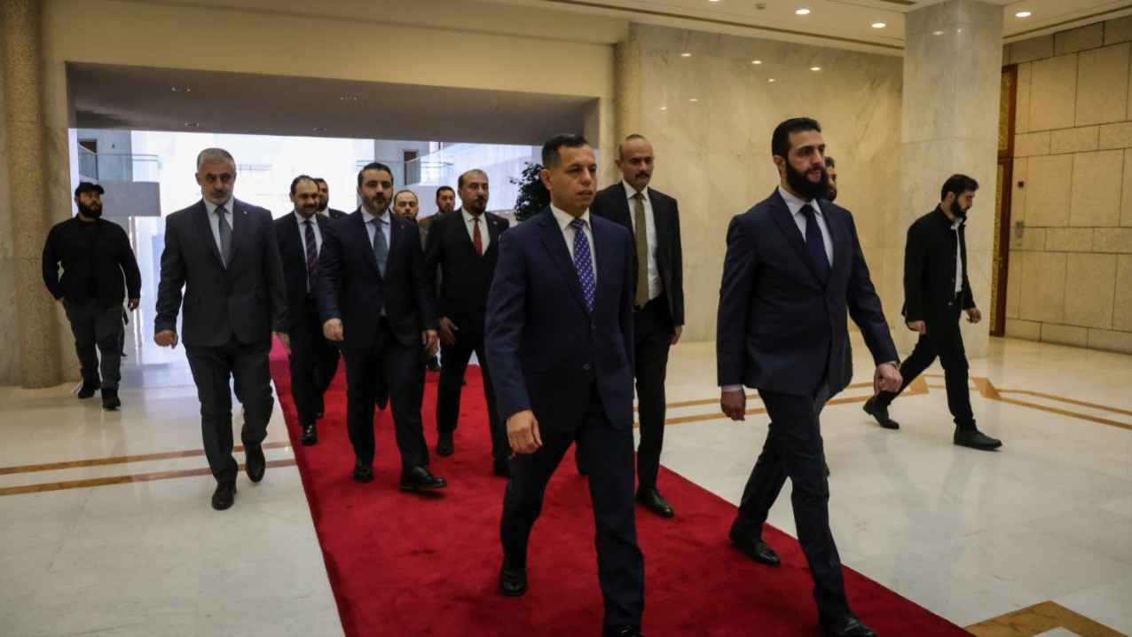 بغداد تكشف فحوى المفاوضات مع الإدارة السورية الجديدة