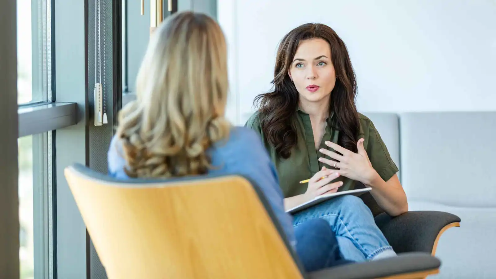 هل تساعدك جلسة علاج نفسي واحدة على مواجهة أزماتك؟