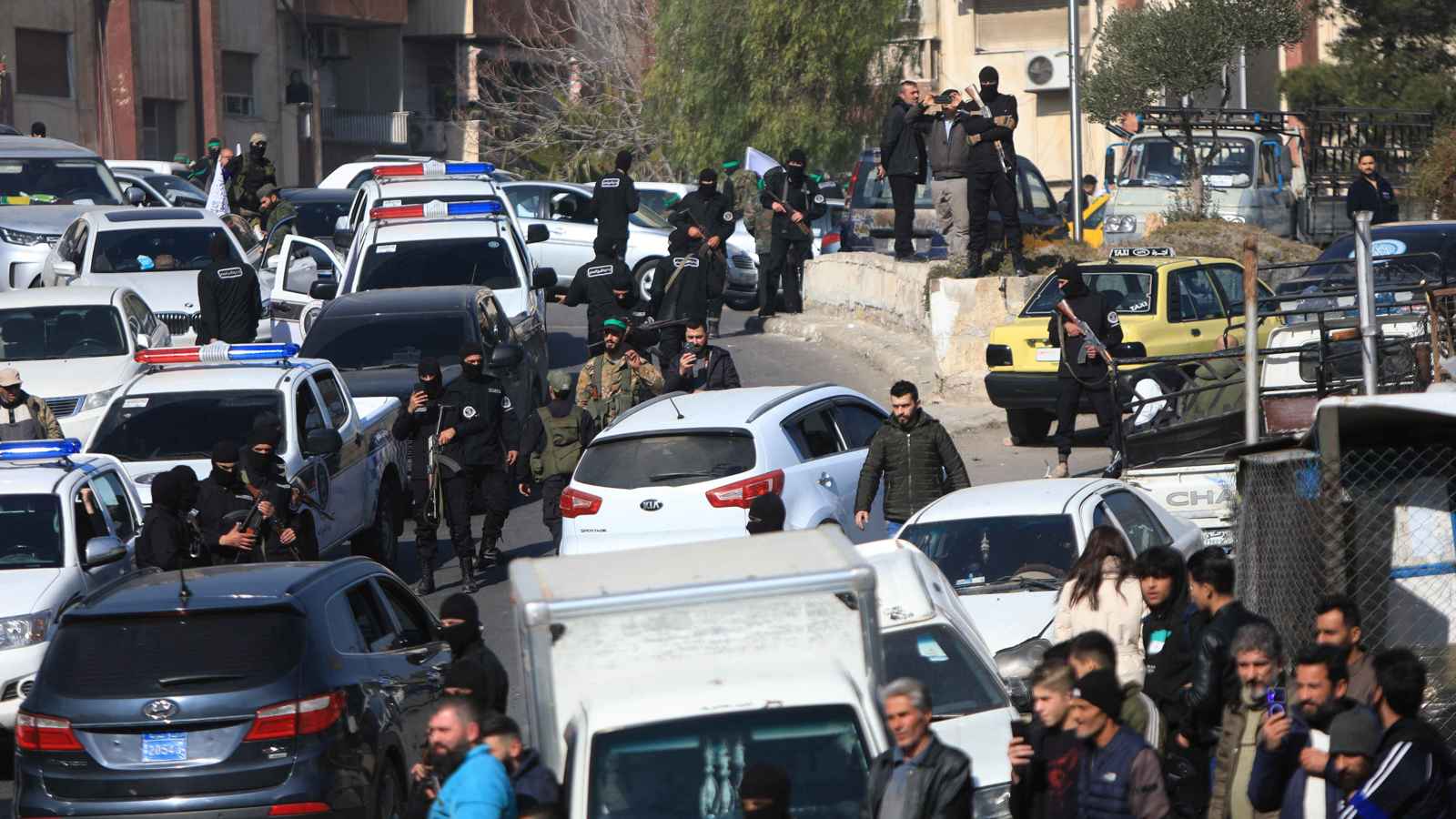 كيف تتصرف الإدارة السورية مع تزايد الحوادث الأمنية في حمص؟