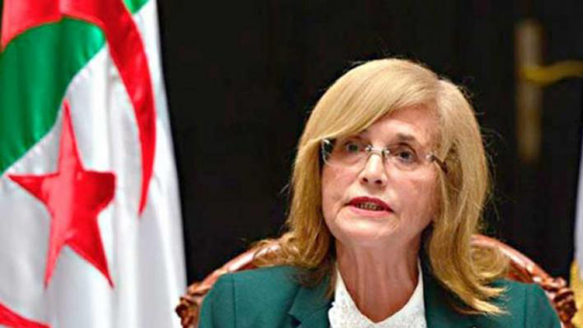 بن صالح يعزل رئيسة المجلس الوطني لحقوق الإنسان في الجزائر