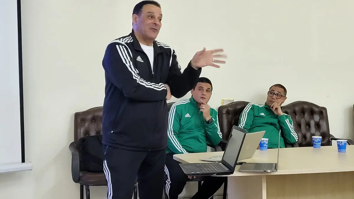 قبول استقالة عصام عبدالفتاح رئيس لجنة الحكام المصرية بعد رفضه العمل مع مارك كلاتنبرغ