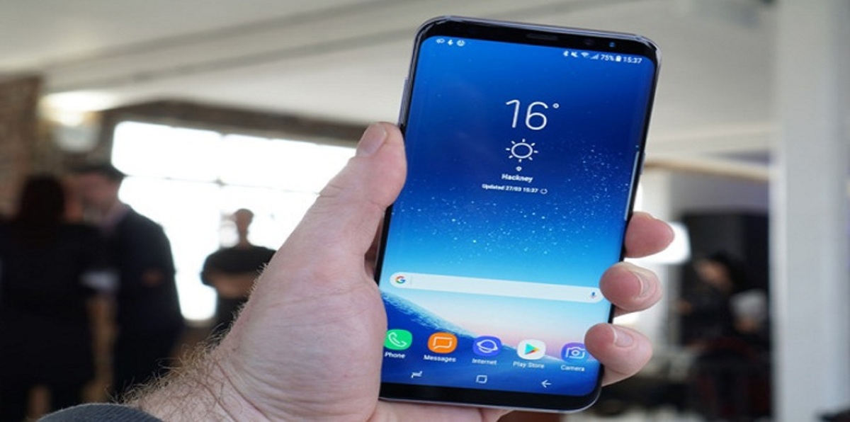 احمرار الشاشة.. مشكلة جديدة تواجه هواتف "غلاكسي إس 8" (صور)