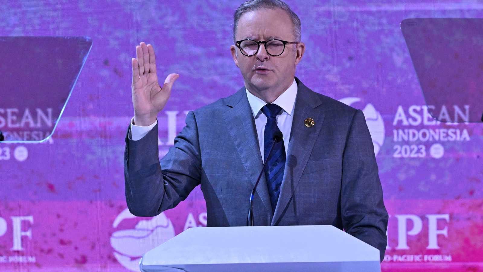 برسالة إلى أردوغان.. ألبانيزي يبادر لحل الخلاف الطويل مع تركيا