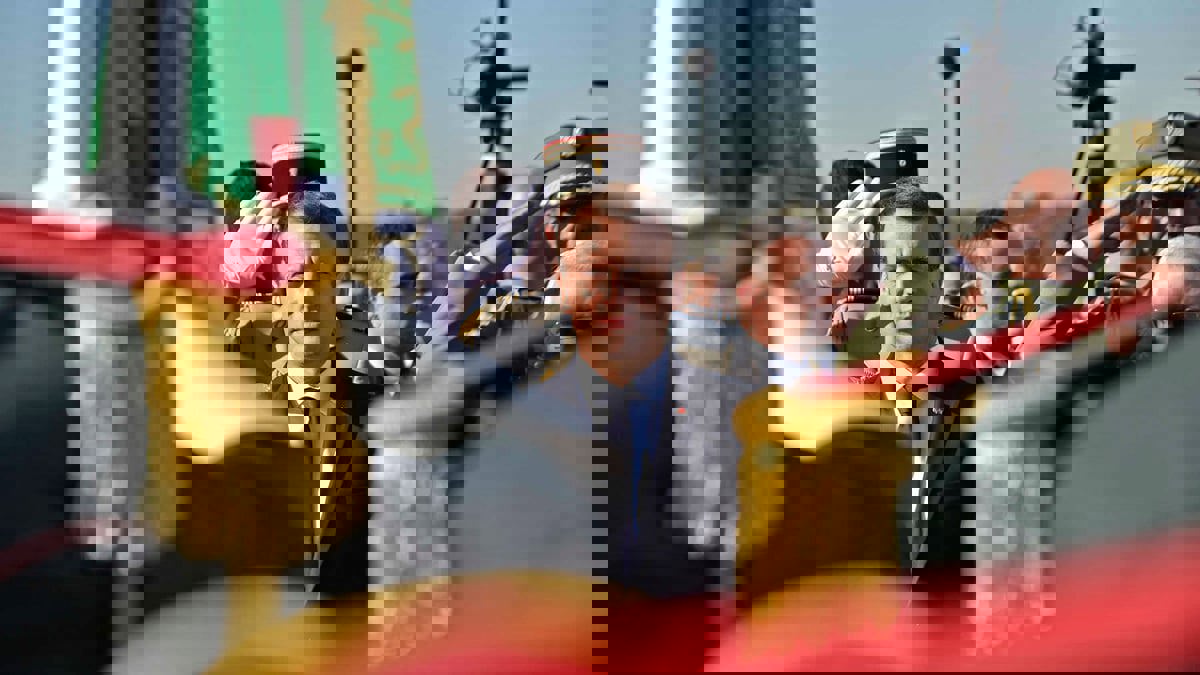 حاخام فرنسا الأكبر ينفي تعرضه لضغوط لمنعه من زيارة الجزائر