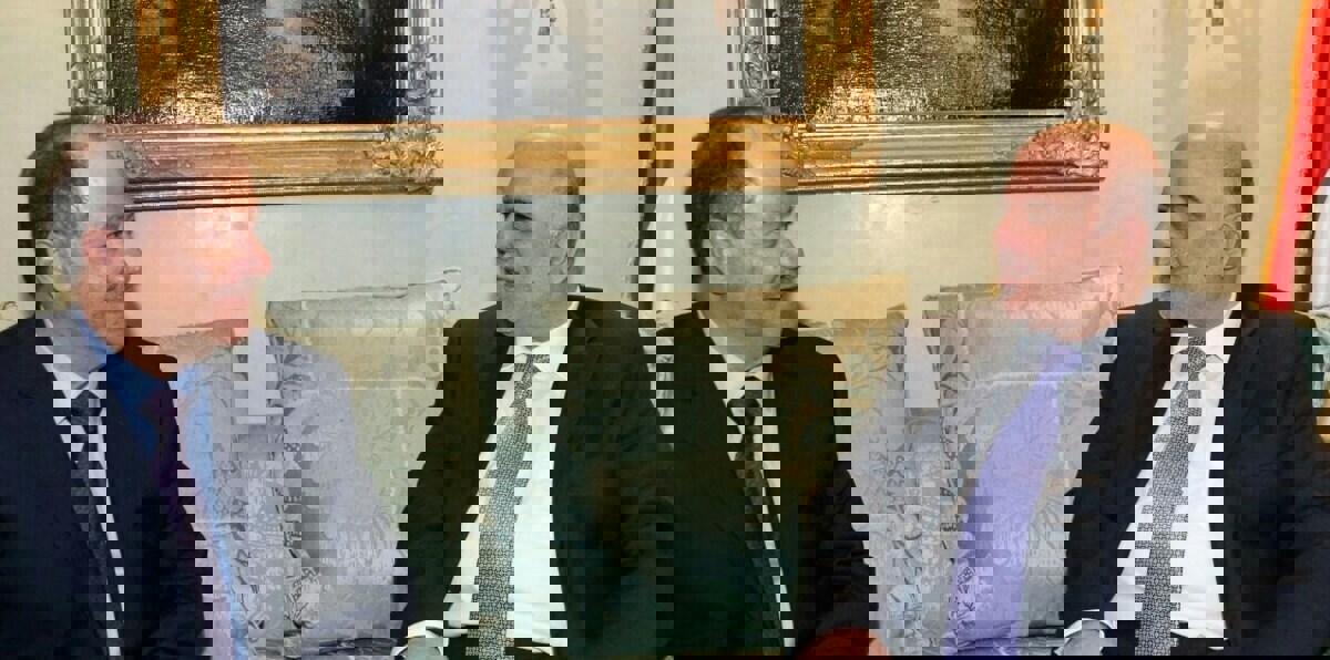 التوتر بين بغداد وأربيل يهوي بسندات العراق الدولارية