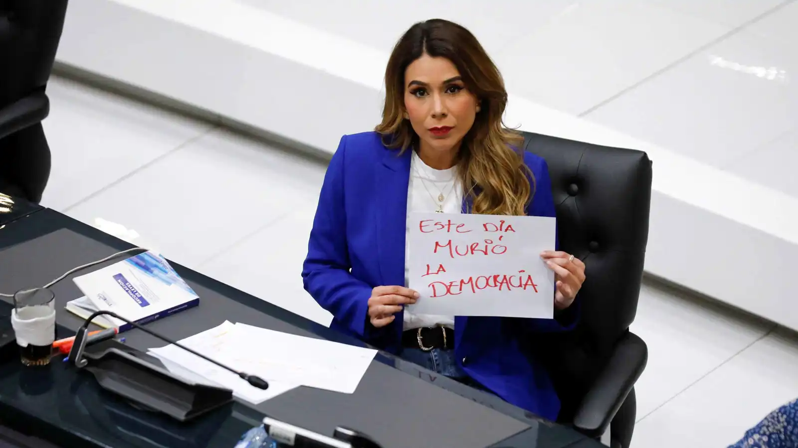 السلفادور.. تعديل دستوري يقرّ "الرئاسة مدى الحياة"