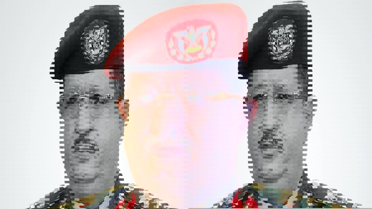 وزير الدفاع اليمني: التضحيات النادرة لألوية العمالقة كسرت شوكة الحوثي في شبوة