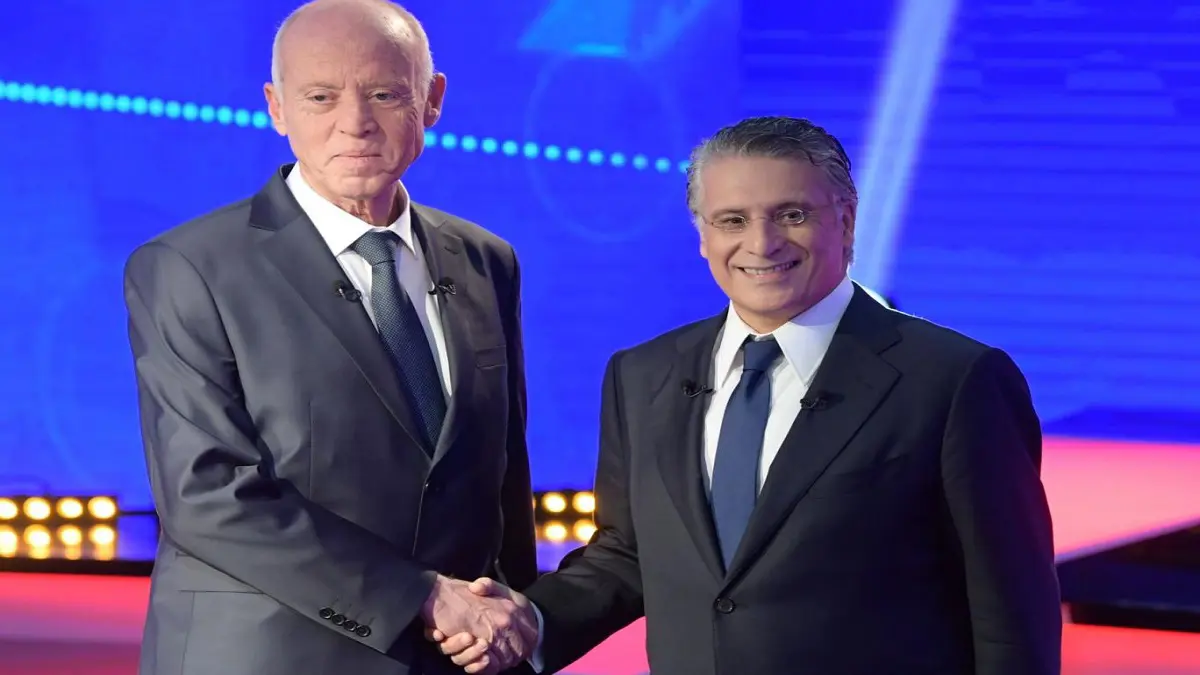 غاب عنها التأثير.. تداخل الملفات غَيّب الإقناع عن أطوار مناظرة قيس سعيد ونبيل القروي