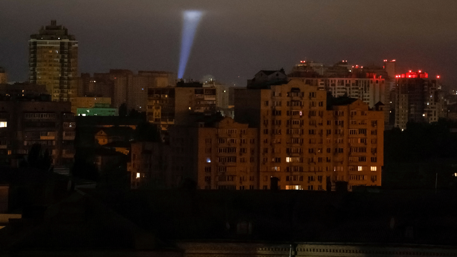 مسيّرات روسية تصيب منشآت للطاقة شمالي أوكرانيا