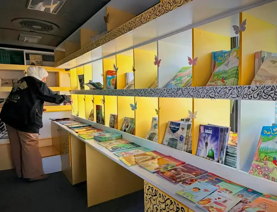 من داخل الحافلة