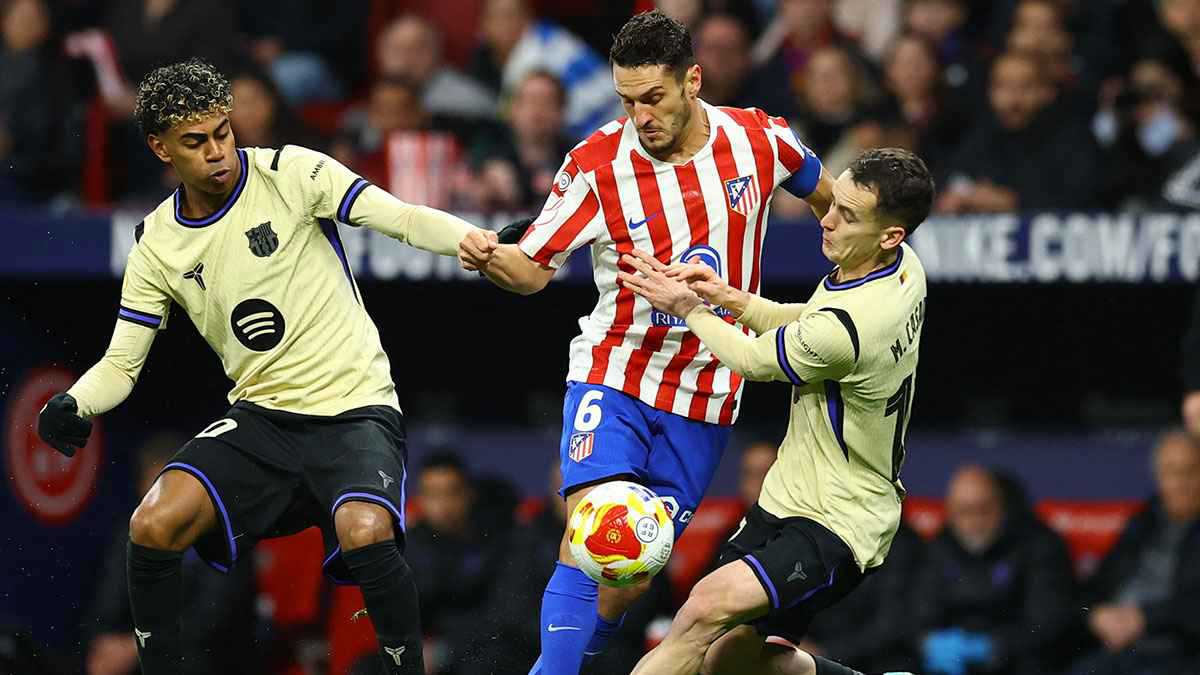 الموعد والقنوات المجانية الناقلة لمباراة برشلونة وأتلتيكو في كأس الملك 