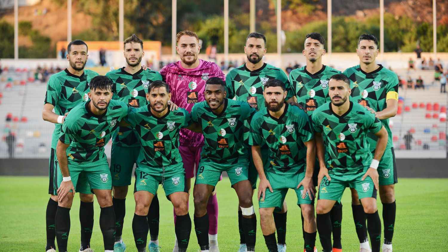 نادي قسنطينة الجزائري يقطع خطوة نحو دور المجموعات بمسابقة الكونفدرالية