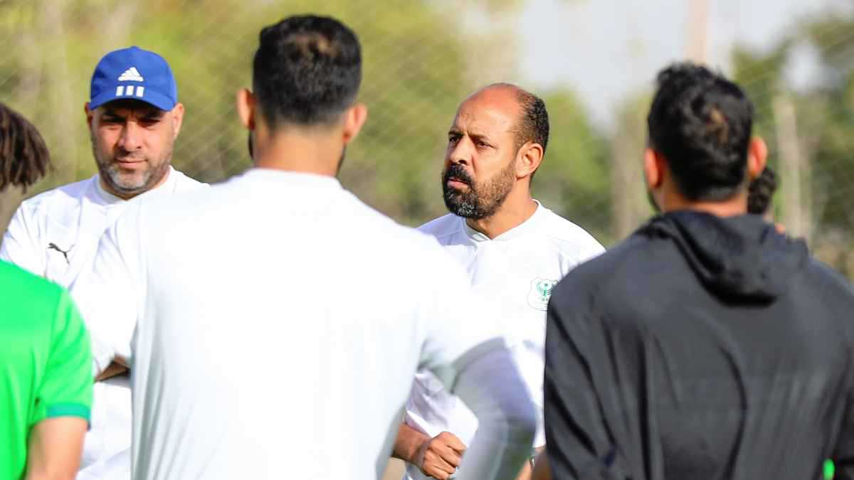 غير متوقع.. تصرف مثير من عماد النحاس قبل مواجهة الأهلي المصري 