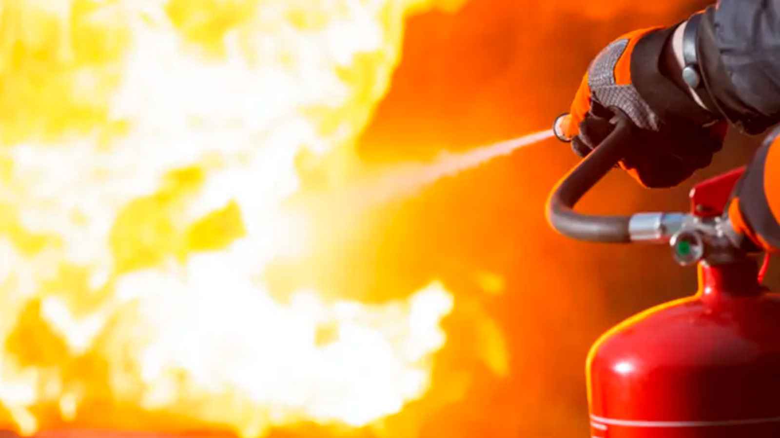 مصر.. حريق في محيط الأرشيف الإلكتروني للنيابة العامة