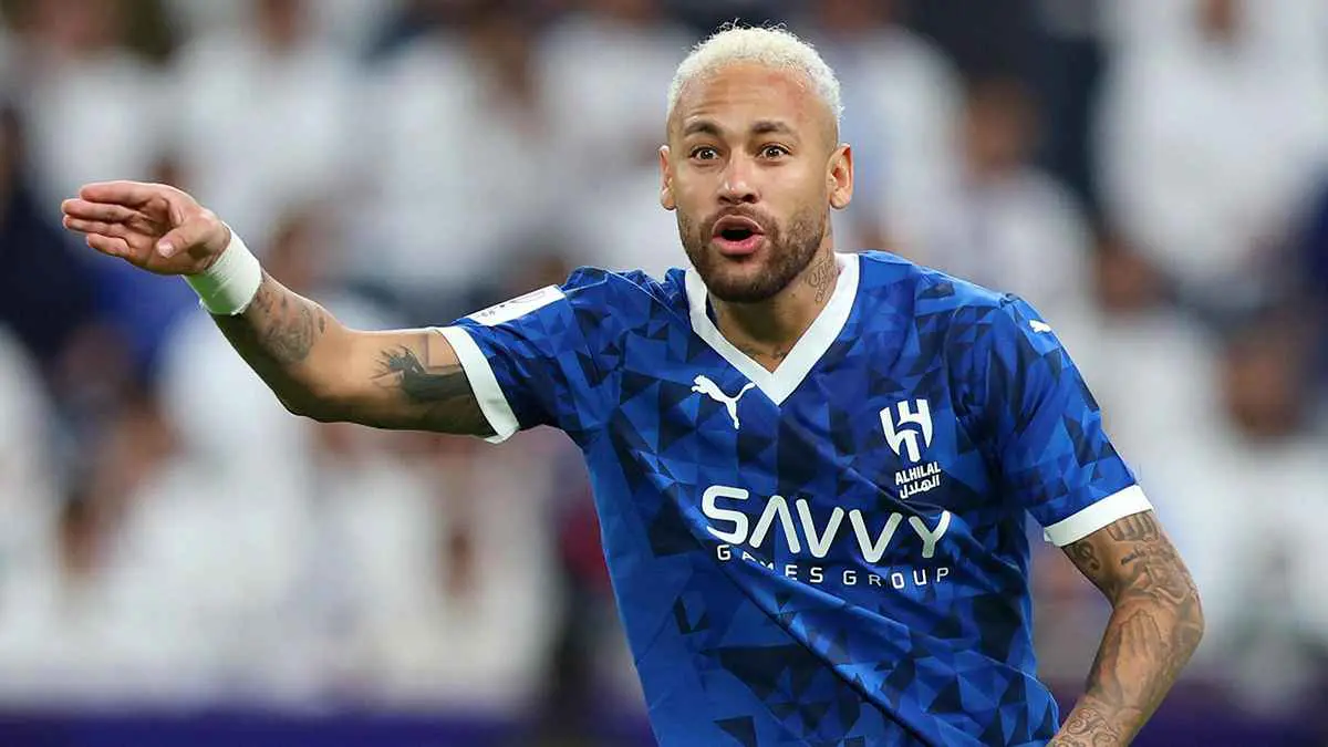 قد يعود لأوروبا.. مفاجأة مدوية حول عقد نيمار مع سانتوس