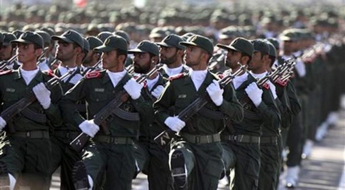 النقيب شهبور يفجر فضيحة مدوية للحرس الثوري الإيراني باليمن