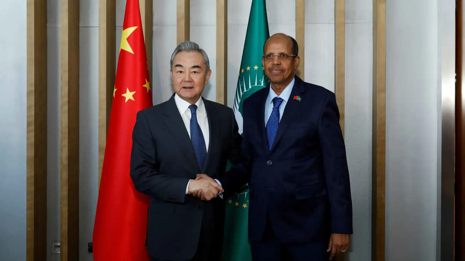 جولة تشمل 4 دول.. تقليد دبلوماسي يعزز حضور الصين في إفريقيا