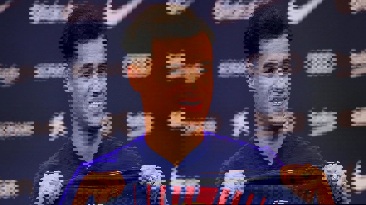 رسميا.. كوتينيو ينضم إلى أستون فيلا بنظام الإعارة (صورة)