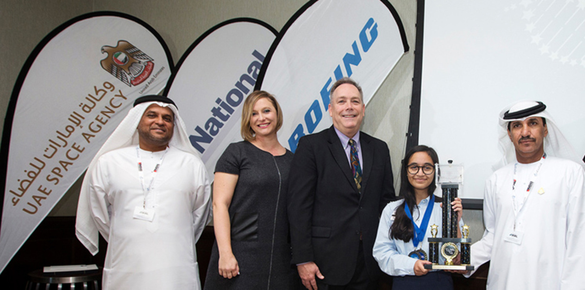 في طريقها إلى الفضاء.. شاهد كيف استقبل محمد بن زايد الطفلة عليا المنصوري