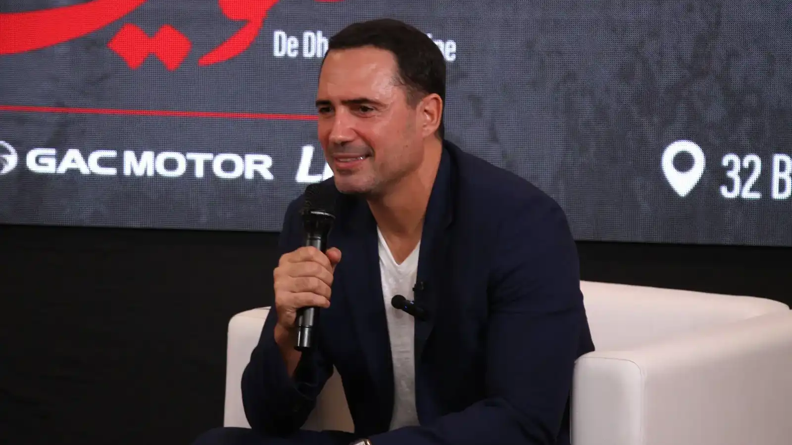 بعد نجاحه في مراكش.. ظافر العابدين يقدم "صوفيا" بمهرجان بارز