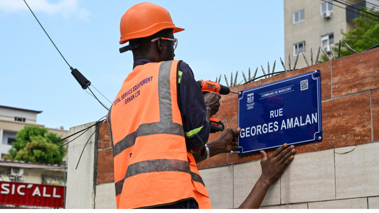 ساحل العاج.. تغيير أسماء الشوارع من الرموز الفرنسية إلى "الوطنية"