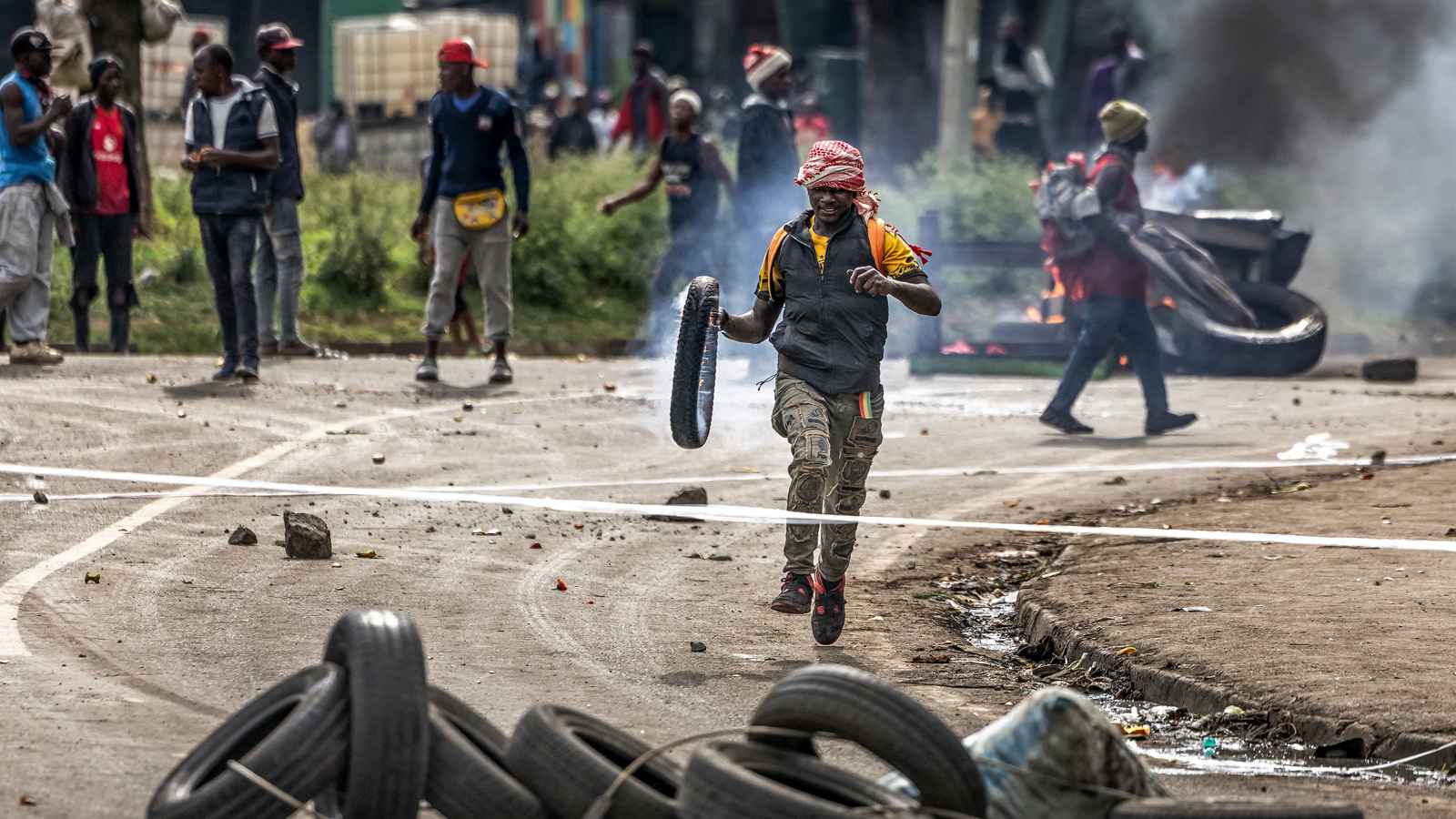 10 قتلى في احتجاجات واسعة تجتاح كينيا