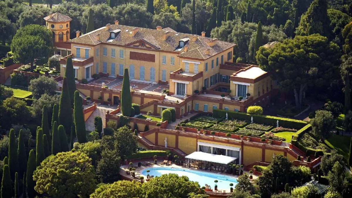 أغلى 10 ممتلكات في العالم.. كنوز نادرة وإبداعات فريدة