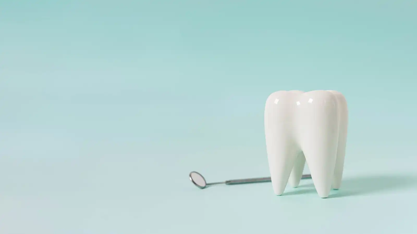 كيف يؤثر النظام الغذائي والإجهاد في صحة الفم؟