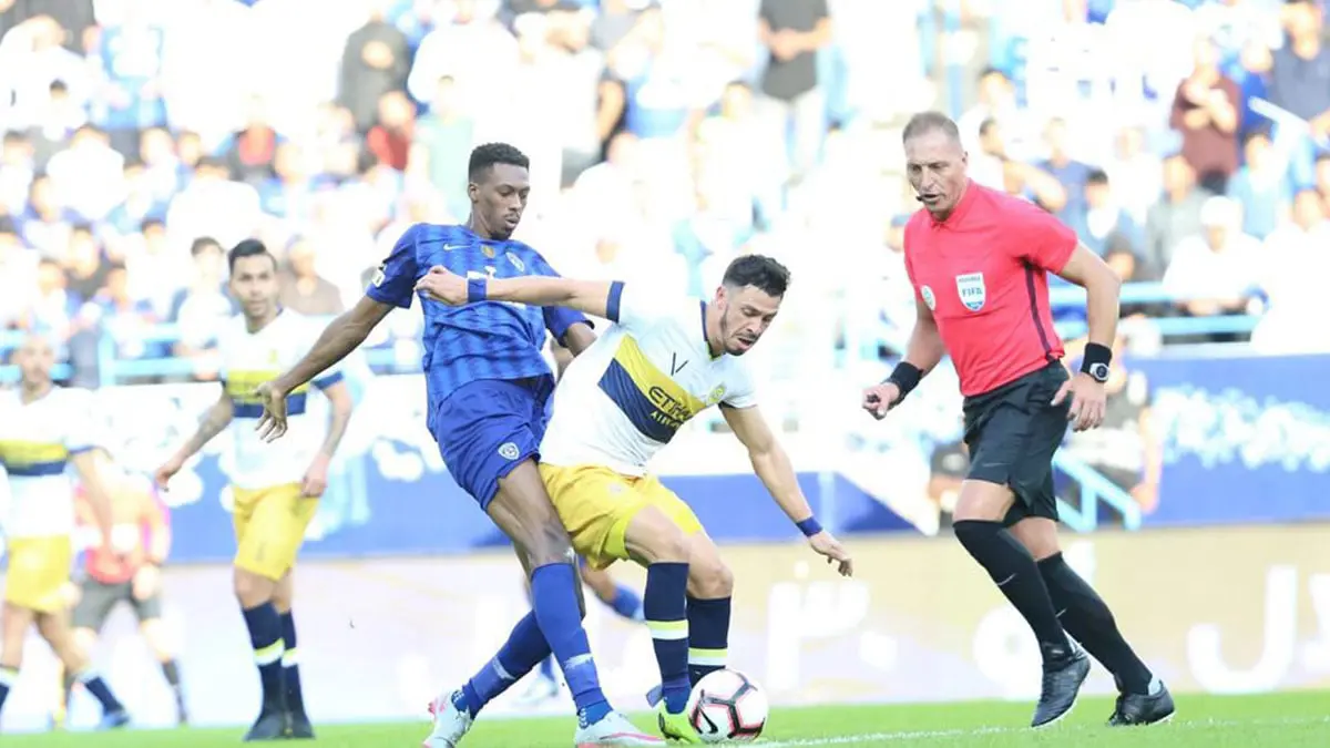 تقرير: الاتحاد السعودي والرابطة أبلغا الأندية بالموعد المبدئي لاستئناف الدوري