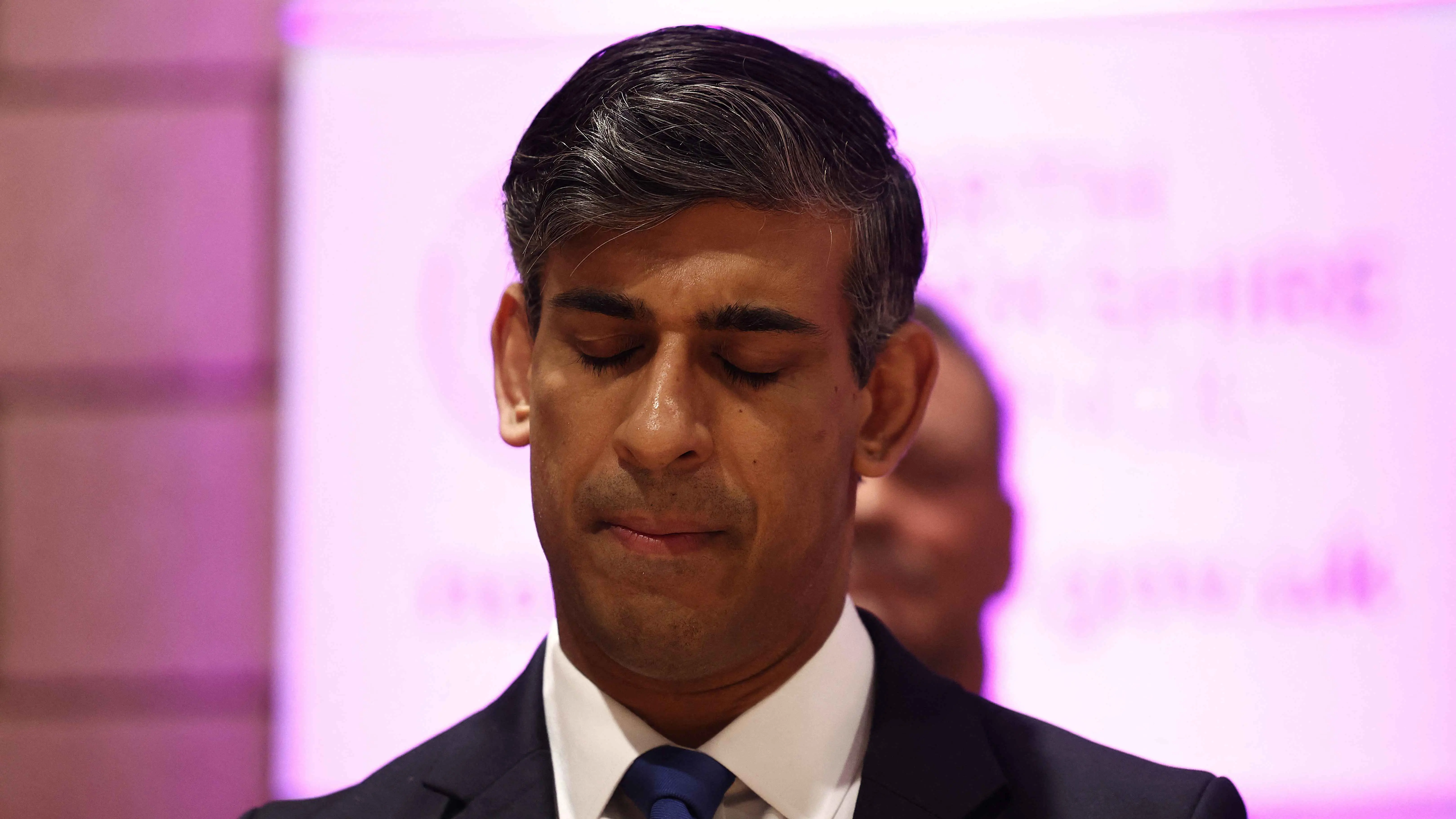 سوناك يعتزم تقديم استقالته للملك تشارلز بعد الإدلاء ببيان